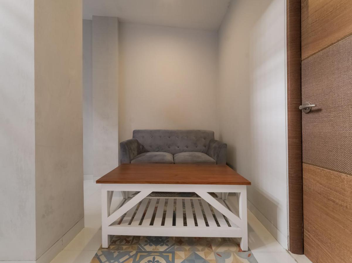 Super Oyo Collection O 90023 Damar Kusumo Guest House Maguwo Екстер'єр фото